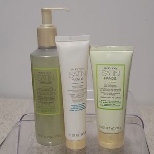 Mary Kay Satin Hands Set, NWT